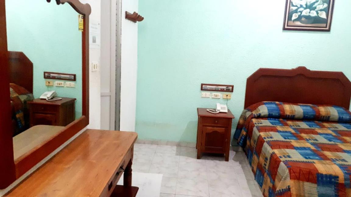 וייארמוסה Hotel Azteca Tabasco מראה חיצוני תמונה